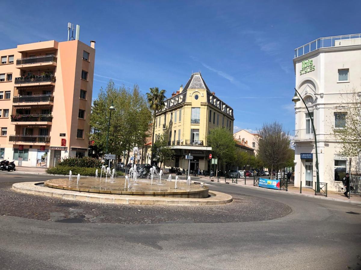 A La Gare ! T2 Hyeres Apartamento Exterior foto